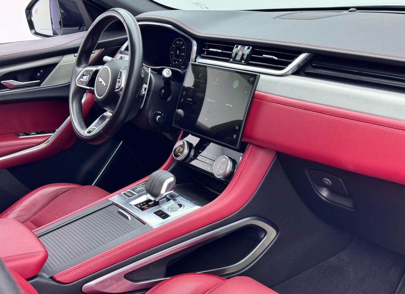 Jaguar F Pace R-Dynamic SE 2.0L 2021 Jaguar F-Pace P250 SE R-Dynamic, 2026 Jaguar Warranty, Full Options, GCC