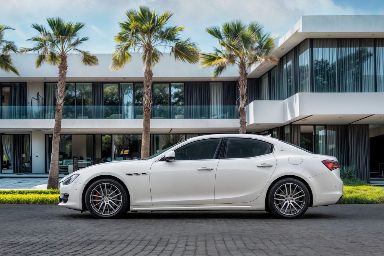 مازيراتي جيبلي GranLusso | 2,546 P.M  | 0% Downpayment | Amazing Condition!