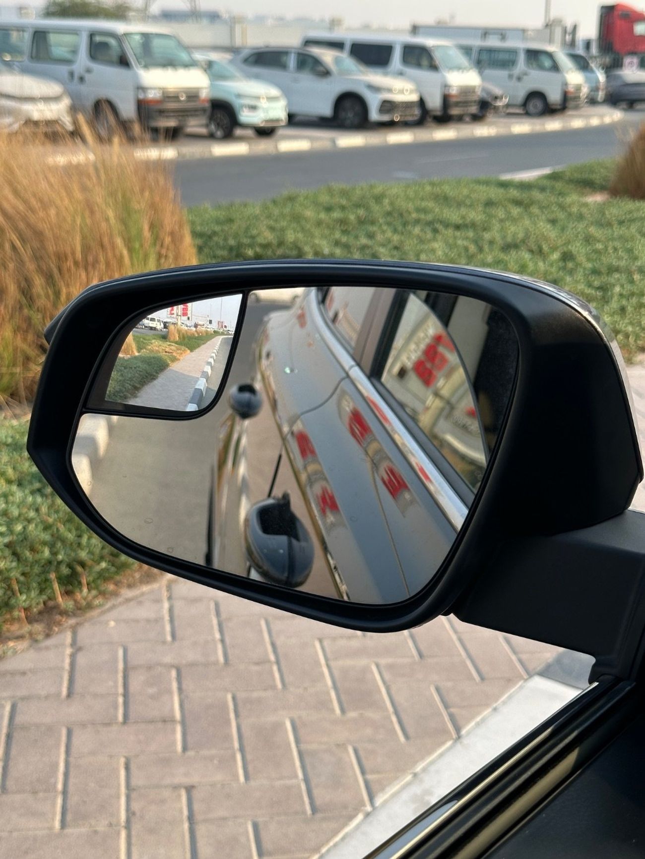 Toyota RAV4 Hybrid XLE 2.5L