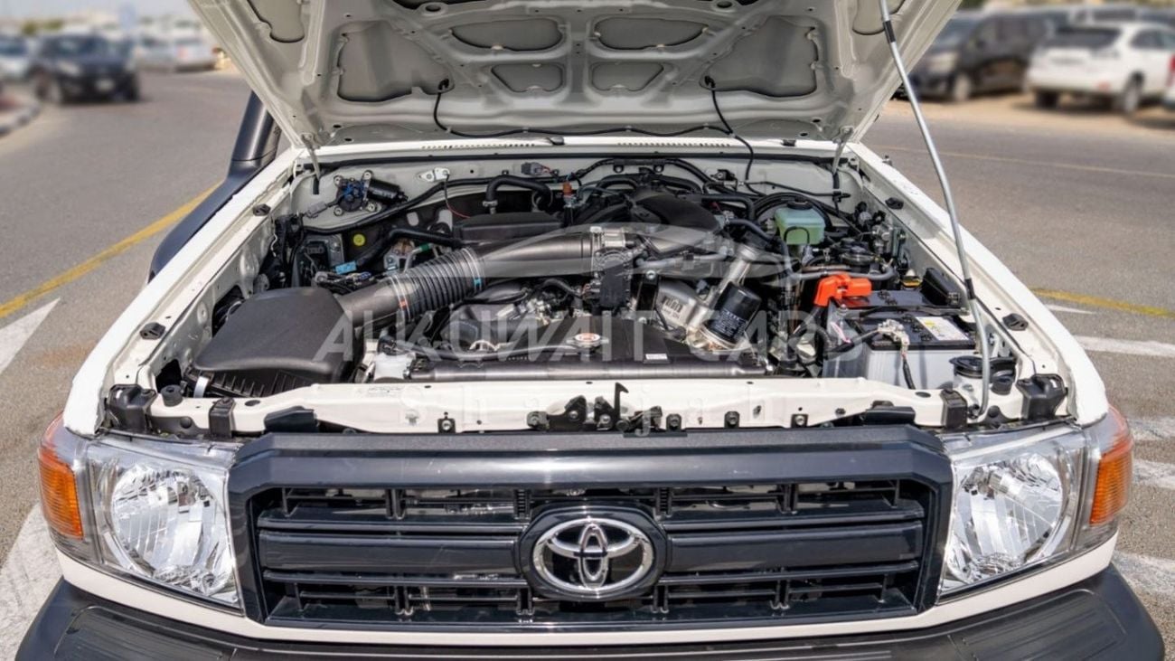 Toyota Land Cruiser Pick Up TOYOTA LAND CRUISER LC79SC 4.0P MT MY2023