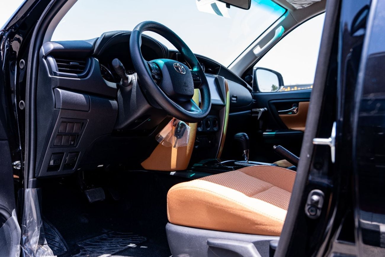 تويوتا فورتونر Toyota Fortuner 2026 2.7L 4×4 SUV  black