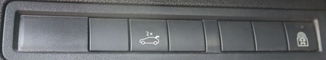 Peugeot 5008 1.6T Allure plus Peugeot 5008 - 2019 GCC, in excellent condition, 145,000 km, 1.6L engine, price 49,