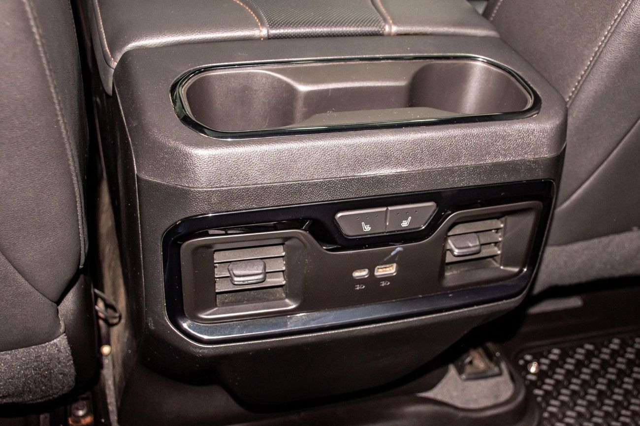 GMC Sierra 1500 CREWCAB AT4