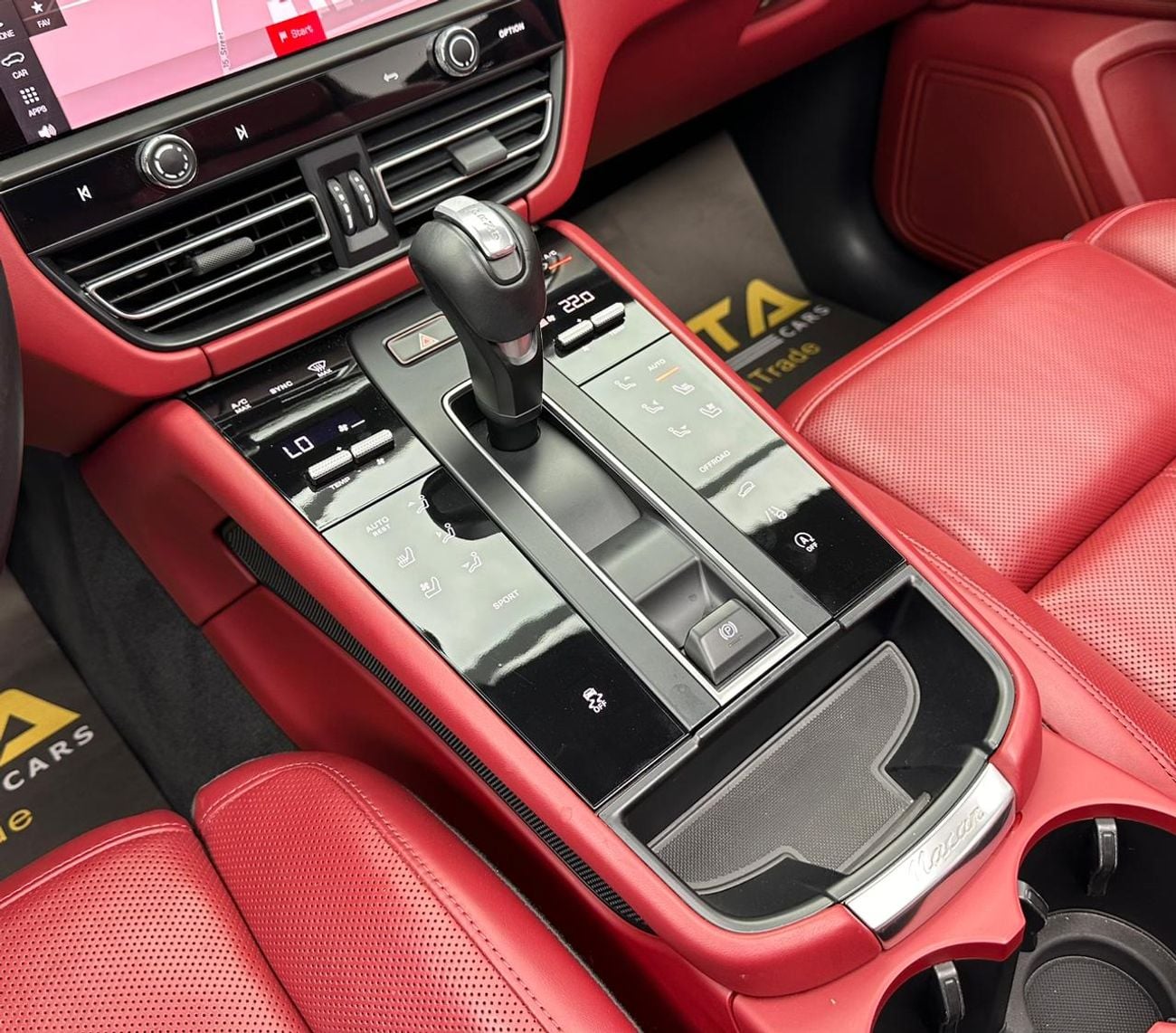 Porsche Macan 2024 Porsche Macan, 10/2028 Porsche Warranty, Porsche Full Service History, GCC