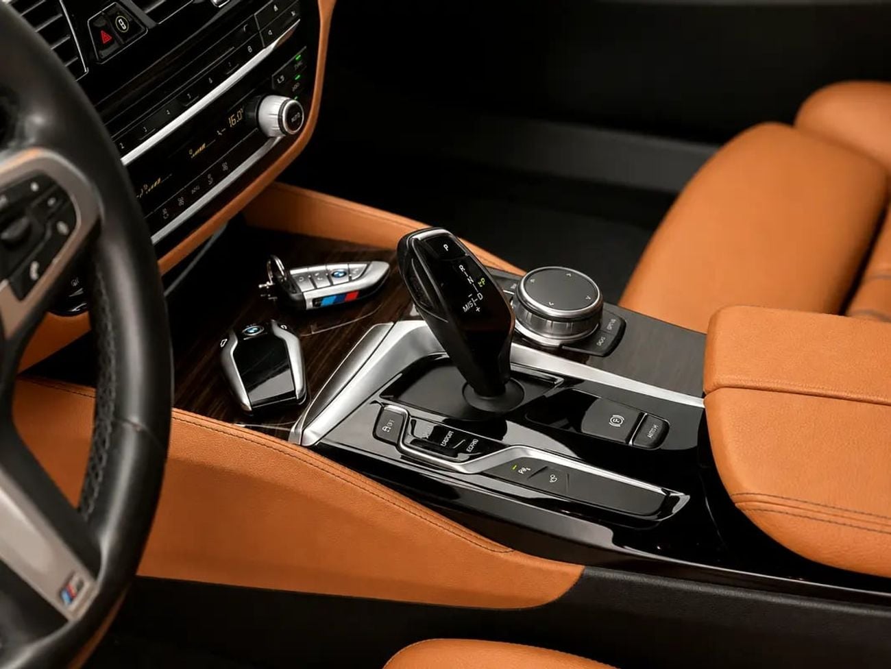 BMW 520i 1,183 P.M | 520i M Sport | GCC Specs | Pristine Condition