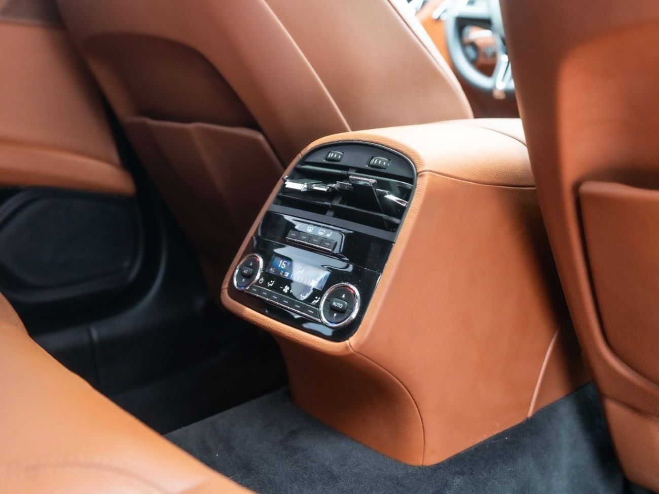 مازيراتي كواتروبورتي Std 3.0L (350 HP)