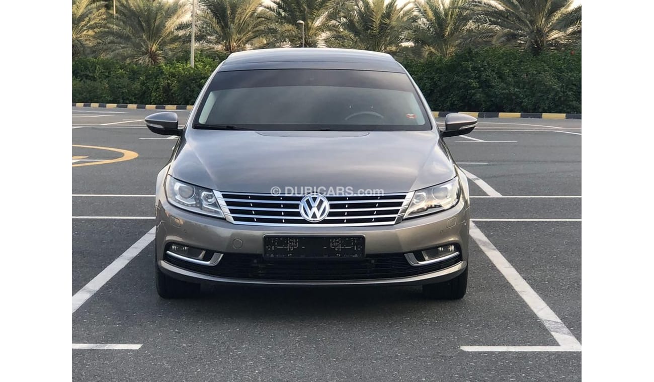 فولكس واجن باسات سي سي موديل 2012 خليجي حاله ممتازه جدا من الداخل والخارج كراسي جلد ومثبت سرعه وتحكم كهربي كامل ونظام صوت م