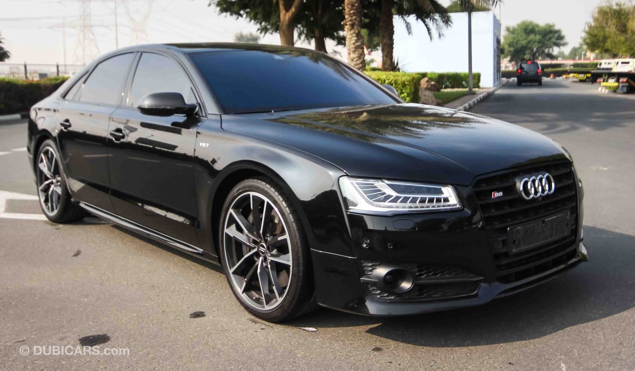 Audi S8