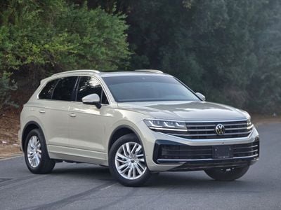 Volkswagen Touareg ELEGANCE HL 3.0L VOLKSWAGEN TOUAREG 2024 GCC // UNDER WARRNTY // LOW MILEAGE // PERFECT CONDITION