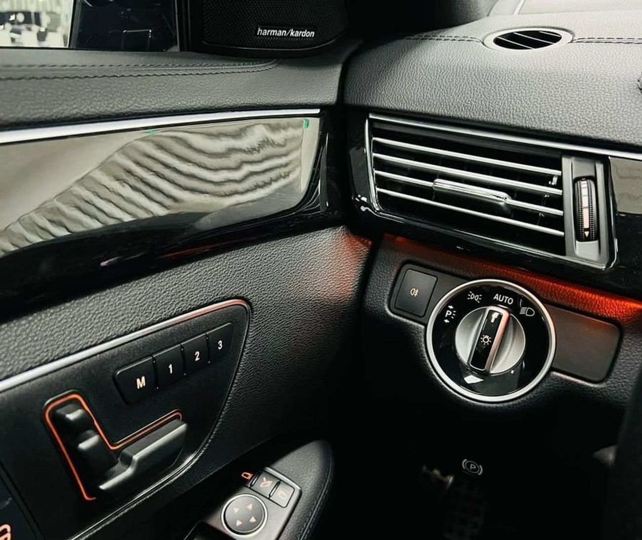 Mercedes-Benz E 63 AMG Std 5.5L