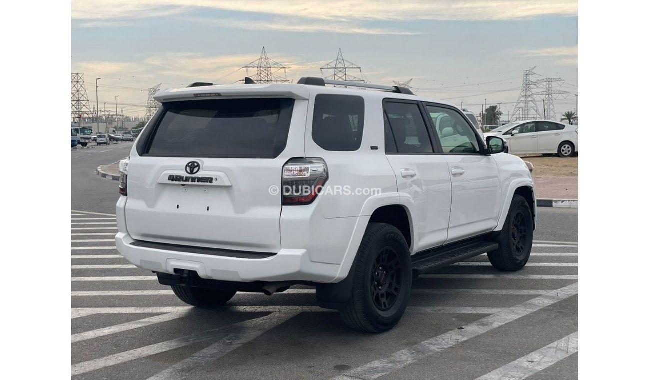 Toyota 4Runner *Offer*2019 Toyota 4Runner SR5 premium 4x4 Full Option /5% VAT LOCAL REG