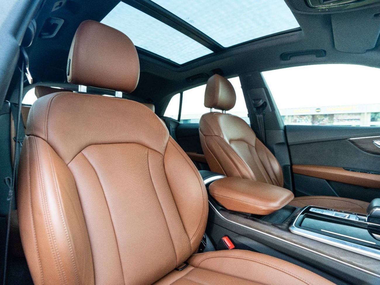 Audi Q8 55 TFSI quattro Luxury 3.0L (340 HP)