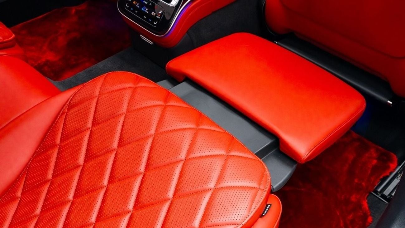 Mercedes-Benz S 580 4MATIC - 2022 - GCC Specs - Under Warranty and Service Contract