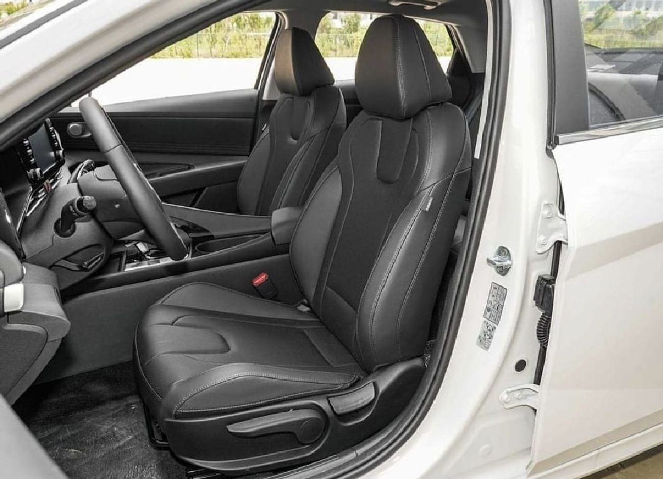 Hyundai Elantra HYUNDAI ELANTRA 1.5L