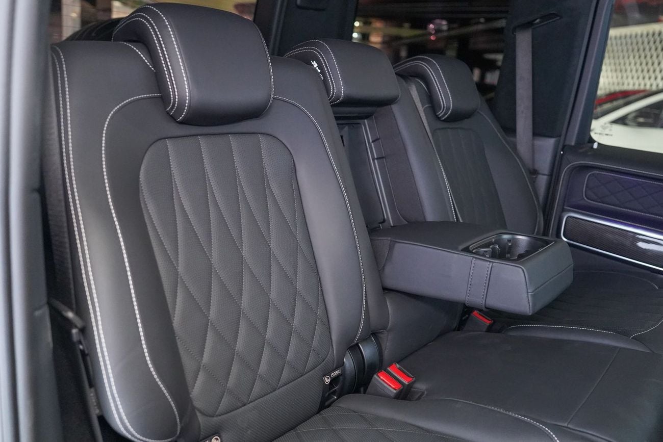 Mercedes Benz G 63 AMG 4X4² BRABUS 700