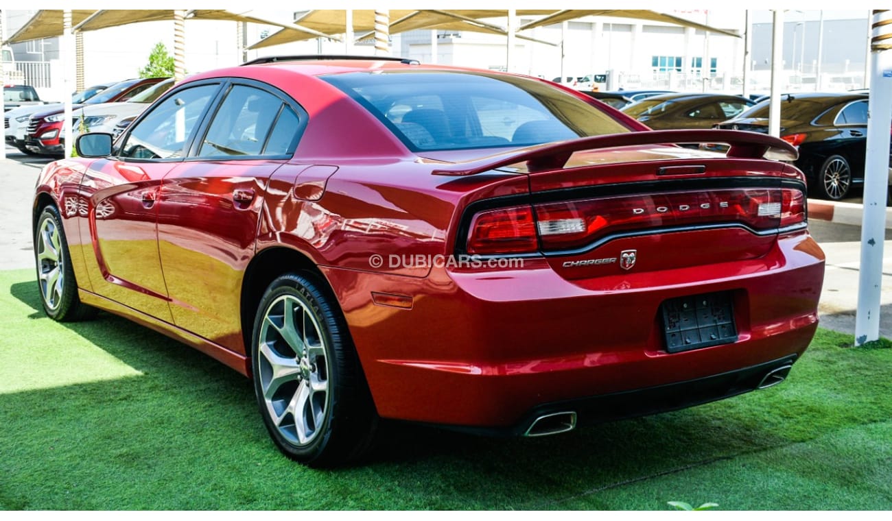 Dodge Charger Import - number one - hatch - leather - rear spoiler - cruise control - alloy wheels - sensors in ex