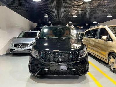 مرسيدس بنز V 300 NEW ARRIVAL MODEL LUXURY MERCEDES GCC V300 with ADDITIONAL REAR AC-2 YEARS WARRANTY BY VLINE