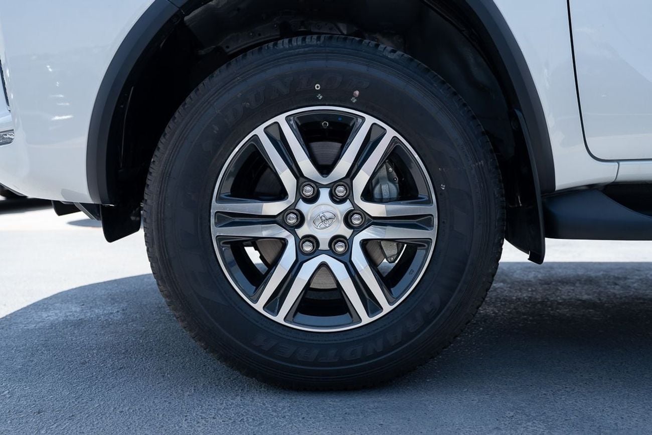 تويوتا فورتونر 2.7L Petrol Automatic Transmission 4x4 2026