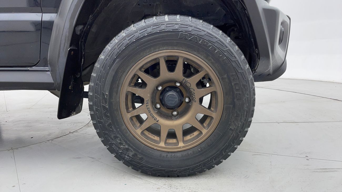 سوزوكي جيمني GL M/T 1.5 | بدون دفعة مقدمة | اختبار قيادة مجاني للمنزل