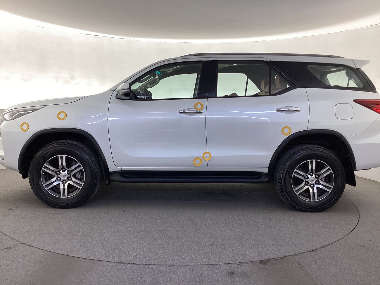 تويوتا فورتونر EXR | شامل الضمان | 0 ﺪﻔﻋﺓ ﺃﻮﻟﻯ