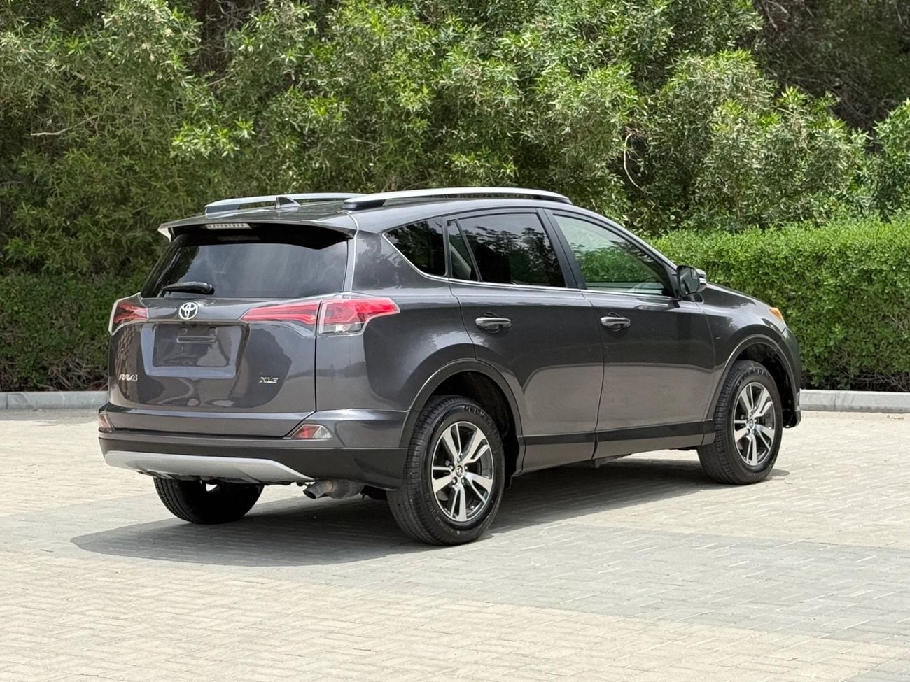 Toyota RAV4 Limited 2.5L