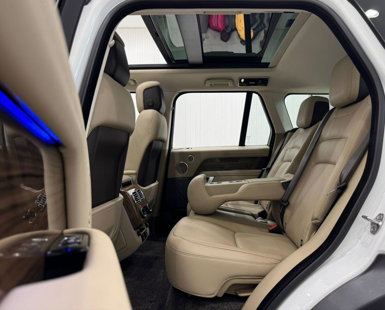 Land Rover Range Rover 2021 Range Rover Vogue HSE V6, Range Rover Warranty, Full Range Rover Service History, GCC