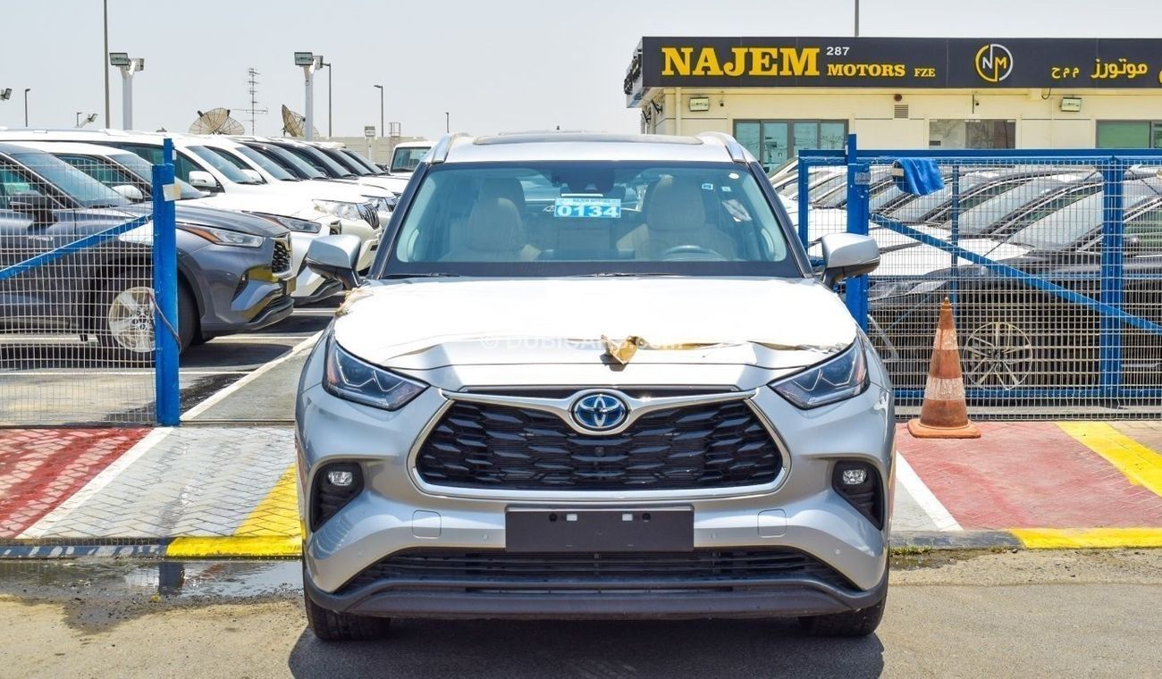 New Toyota Highlander Limited 2.5L Hybrid 2023 for sale in Dubai - 629222