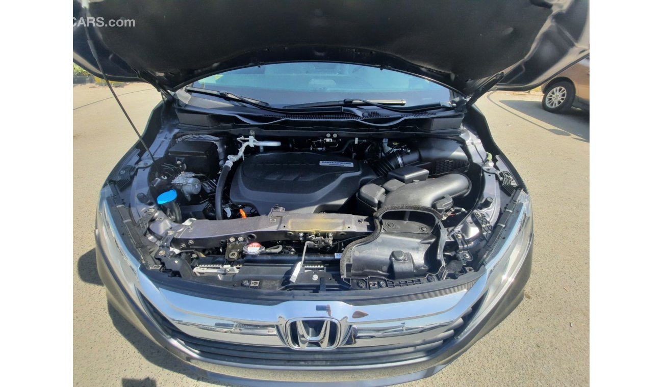 هوندا أوديسي Honda adyssey lx 2019 v6 3.5L