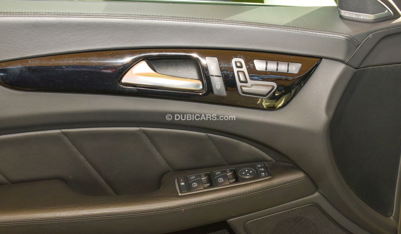 Mercedes-Benz CLS 63 AMG V8 Biturbo