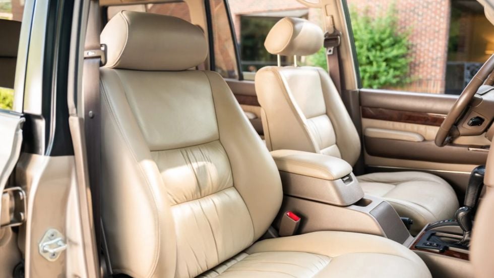 لكزس LX 450 interior - Seats