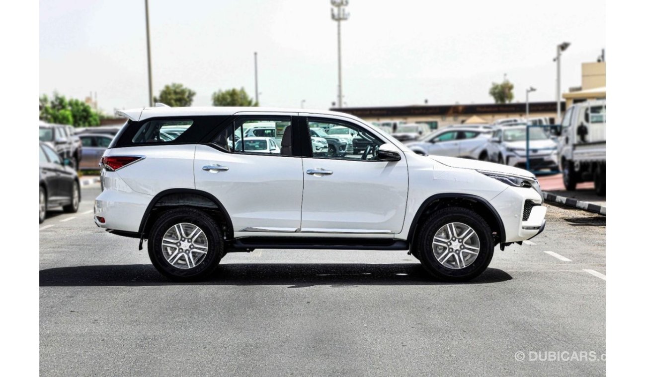 تويوتا فورتونر 2022 Toyota Fortuner 2.7 4x2 A/T