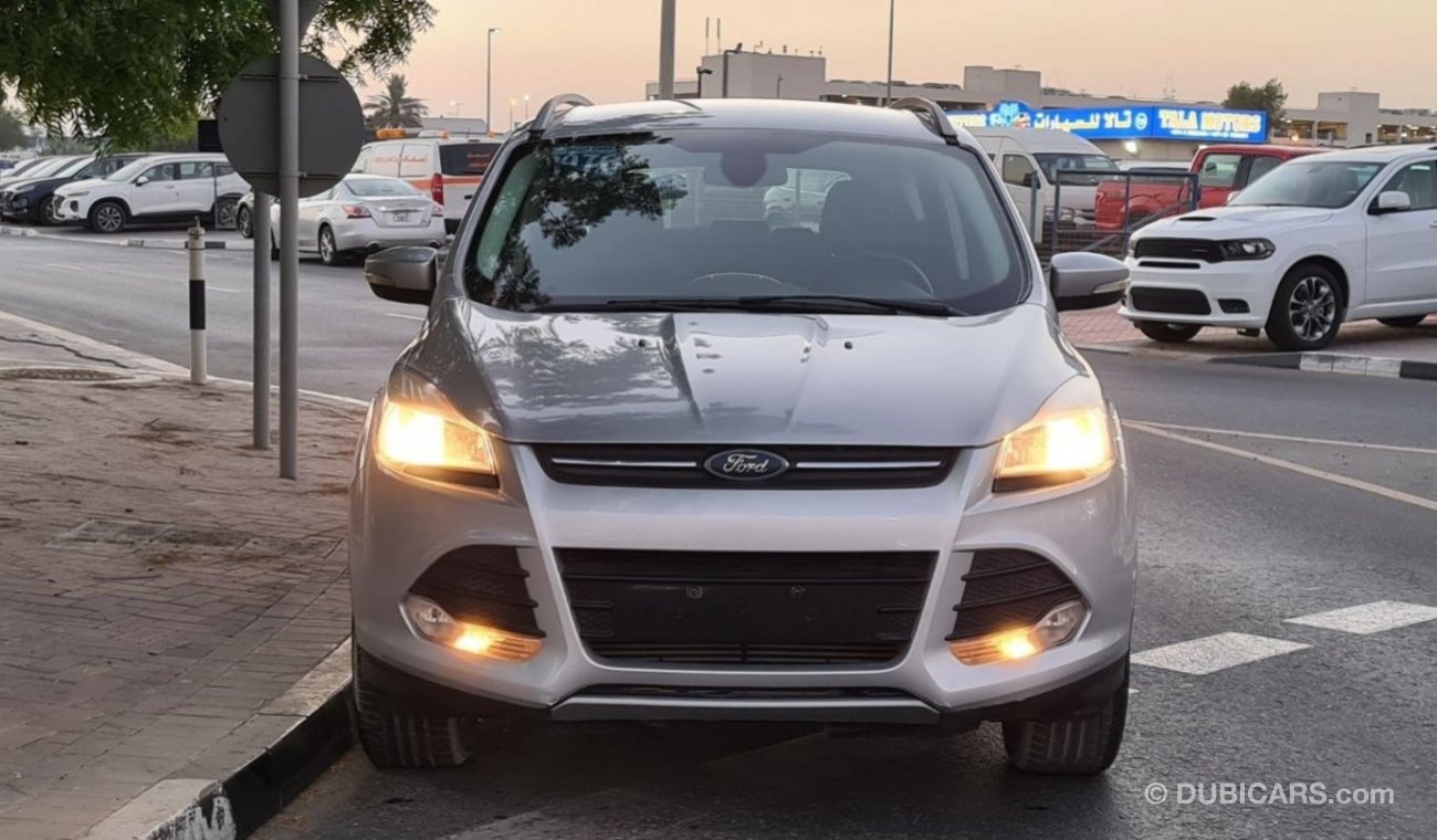 Ford Escape Ford Escape SE Ecoboost 2016 GCC Perfect Condition