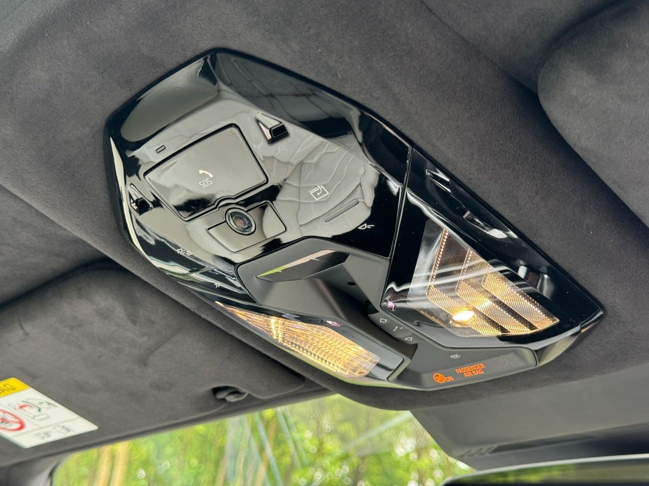 BMW M760Li E XDRIVE MODELS