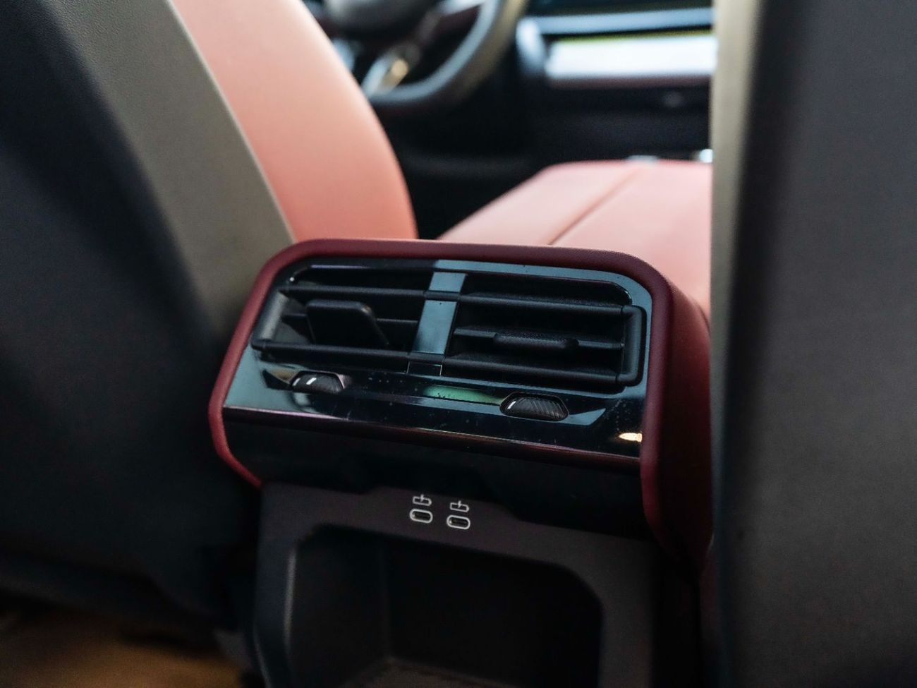 بي أم دبليو 520i M PACKAGE