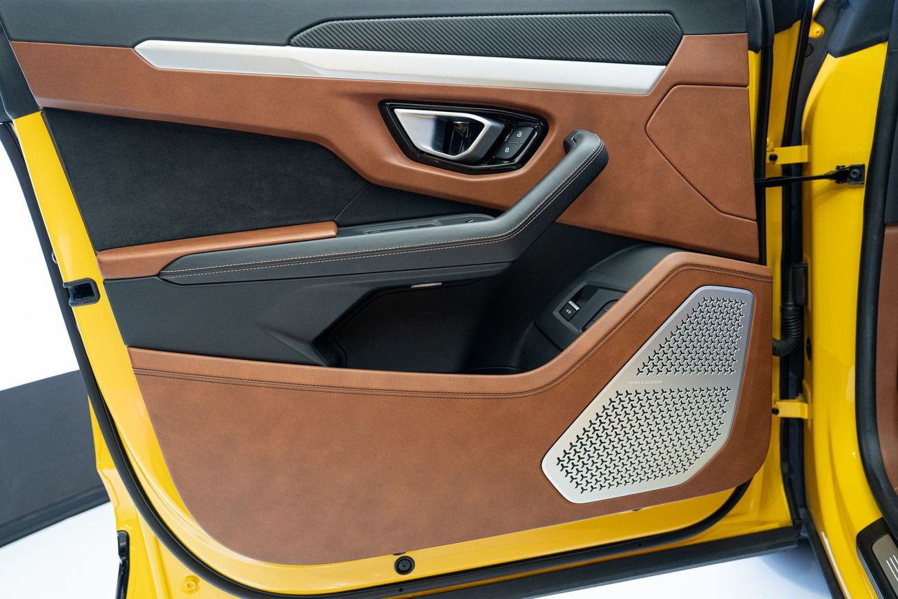 Lamborghini Urus STD 4.0T V8