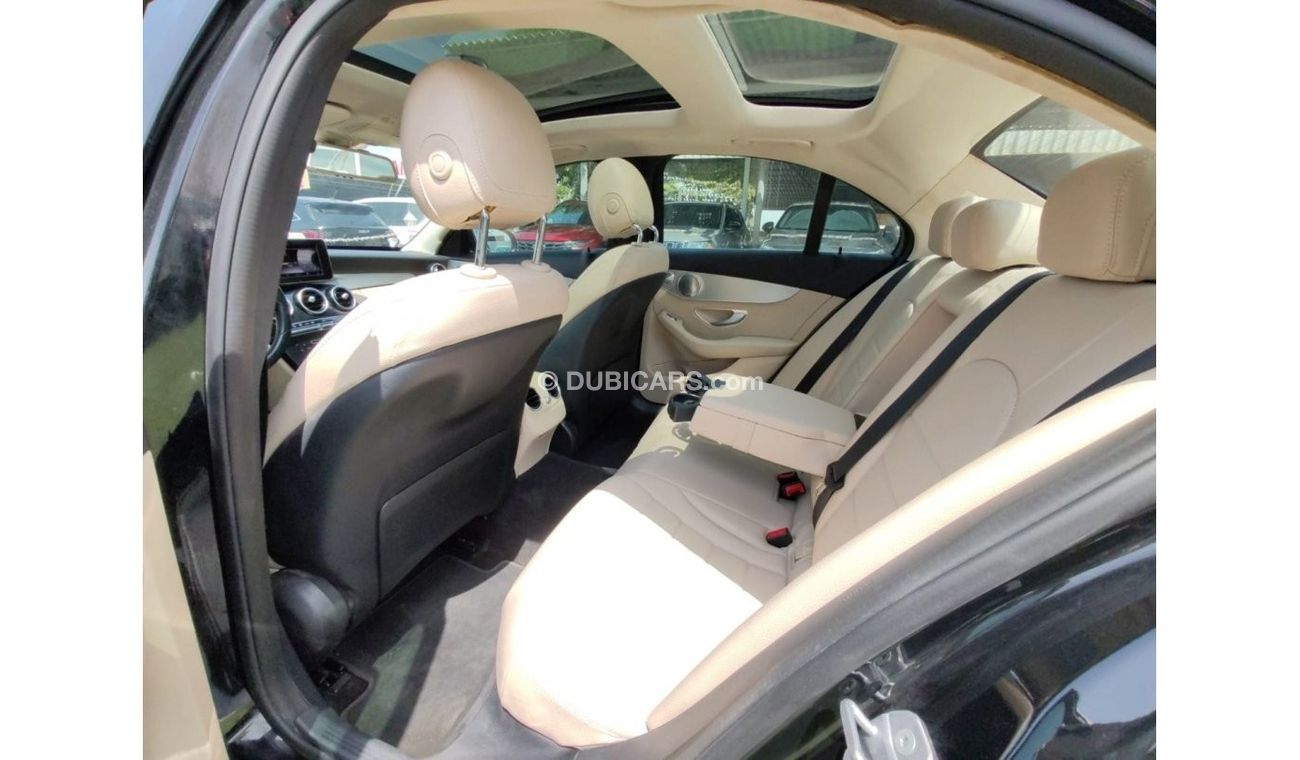 Mercedes-Benz C 300 Luxury