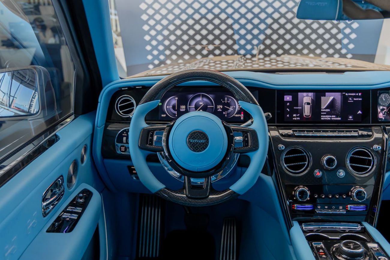 رولز رويس كولينان ROLLS ROYCE COLLINAN - 2025 - BY KEYVANY - 1 OF 1  PERFECT CONDITION - BLACK BADGE