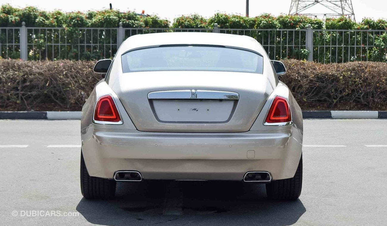 Rolls-Royce Wraith GCC 2019 (Export).  Local Registration + 10%