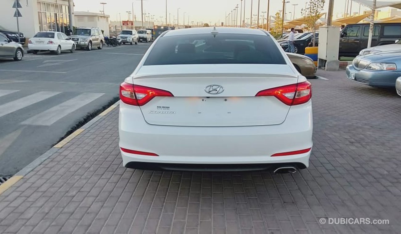 Hyundai Sonata SE - Very Clean Car