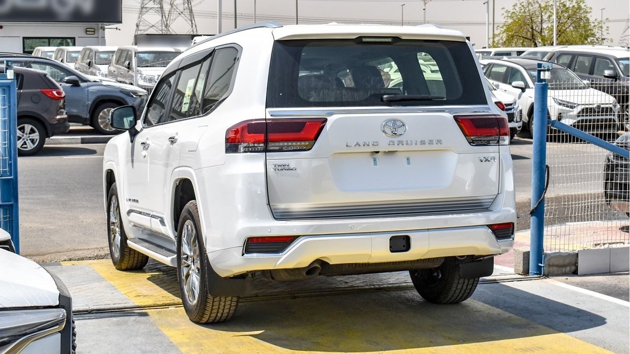 Toyota Land Cruiser VXR 3.5L TWIN TURBO