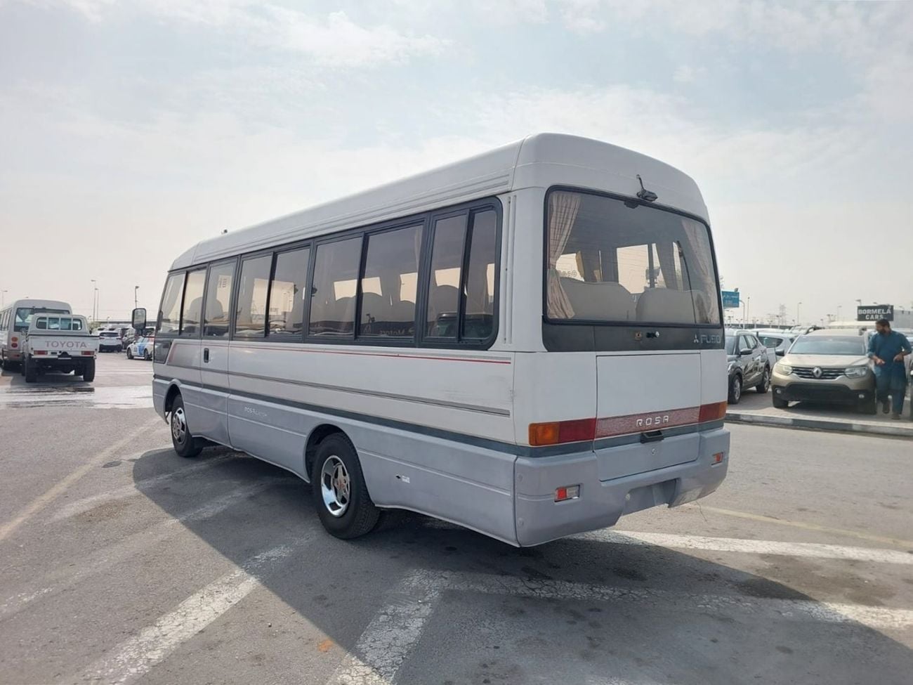 ميتسوبيشي روزا (RAMADAN OFFER) MITSUBISHI ROSA BUS RHD 1996 MODEL 3.9 L DIESEL MANUAL(PM40464)