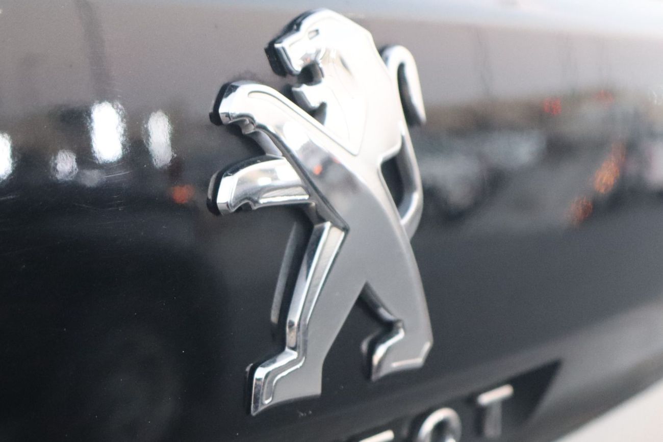 بيجو 5008 1.6T GT Line