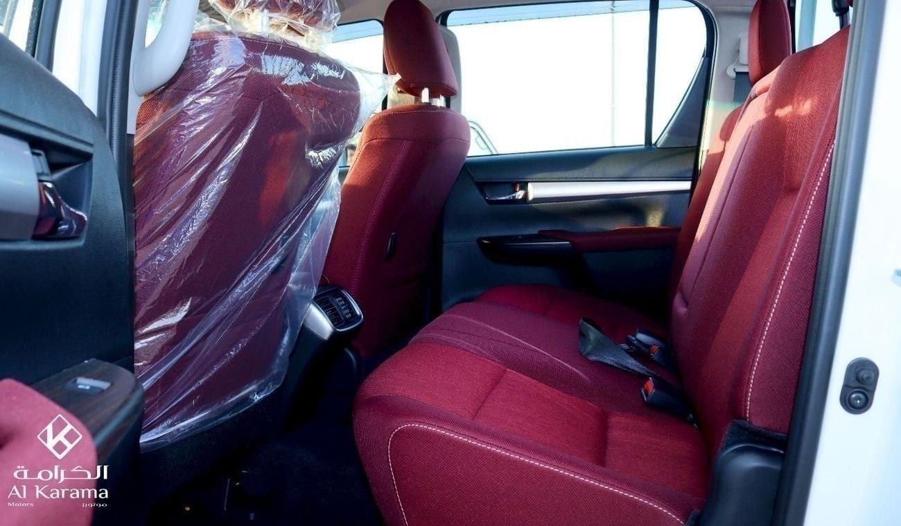 Toyota Hilux 2.7L | SR5 | PUSH START | BSM | Bedliner | WOODEN INTERIOR | GCC Specs