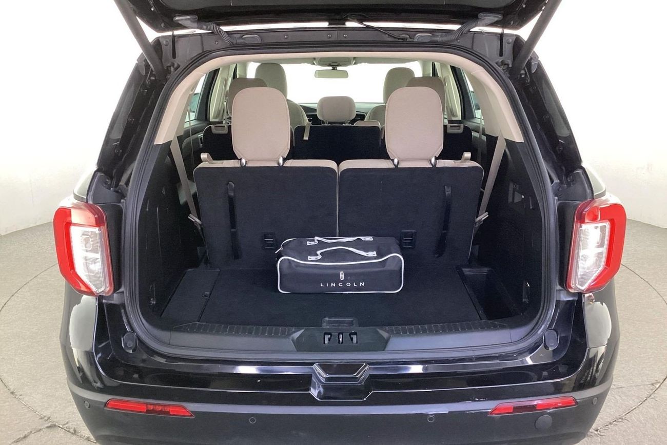 Ford Explorer XL / Standard | National Day Celebration | Guaranteed Warranty | 0 Down Payment