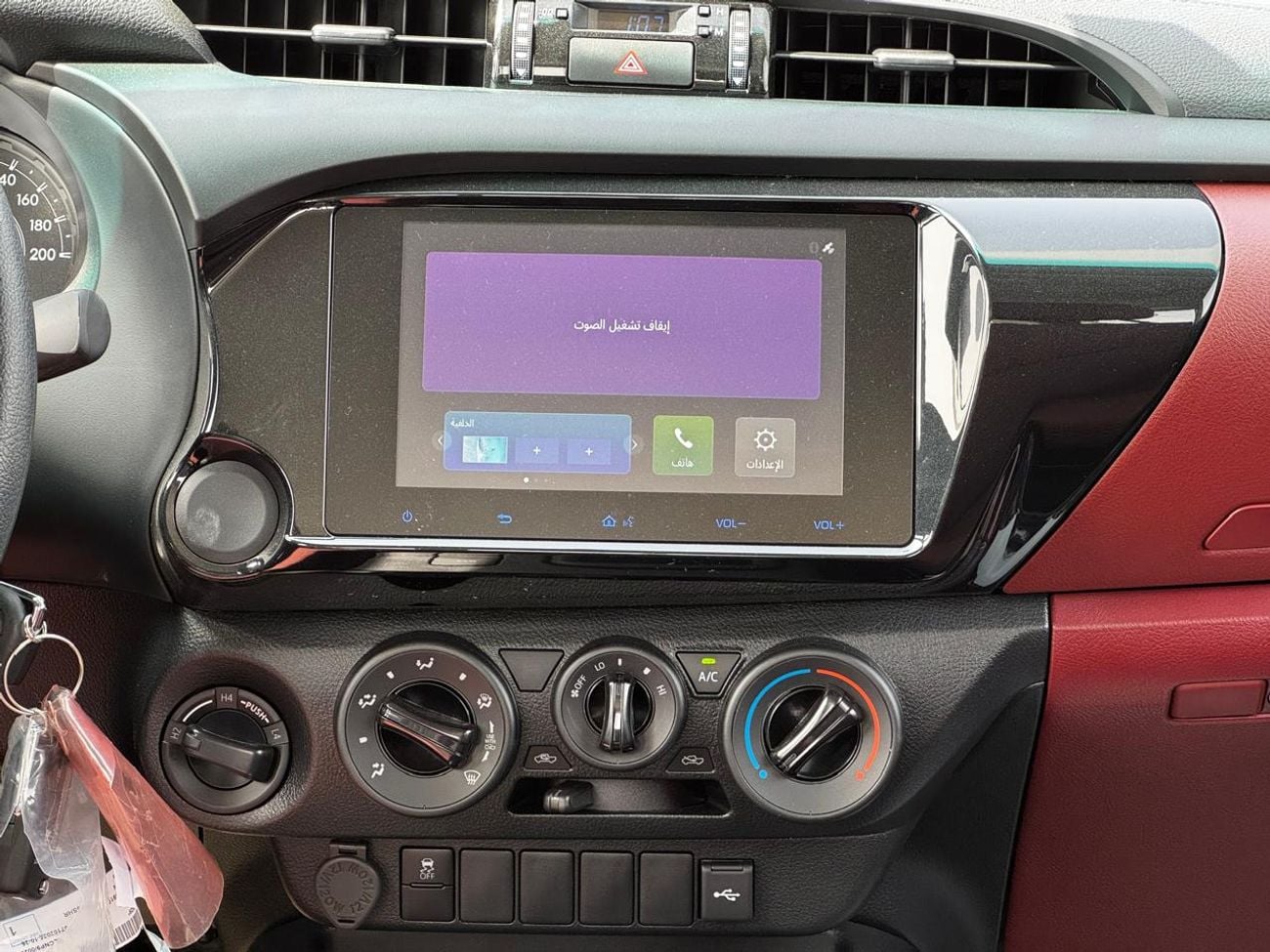 تويوتا هيلوكس 2026 TOYOTA HILUX 2.7L PETROL AUTOMATIC GCC SPEC