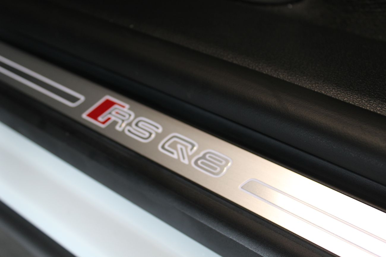 Audi RS Q8 Quattro 600hp Carbon Edition v1