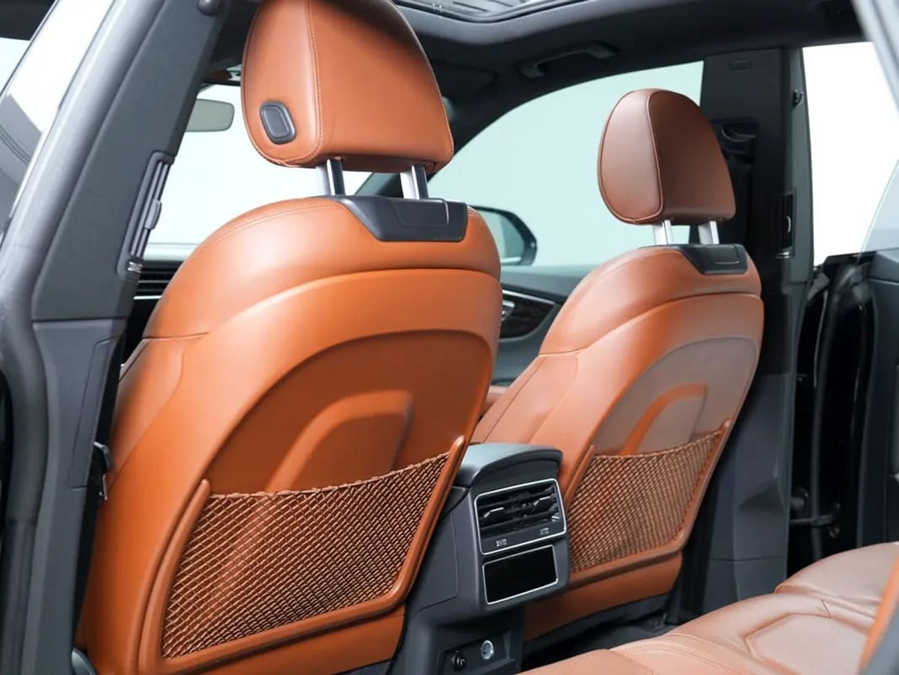 Audi Q8 55 TFSI S-LINE LUXURY S line | GCC SPECS | EXCELLENT CONDITION
