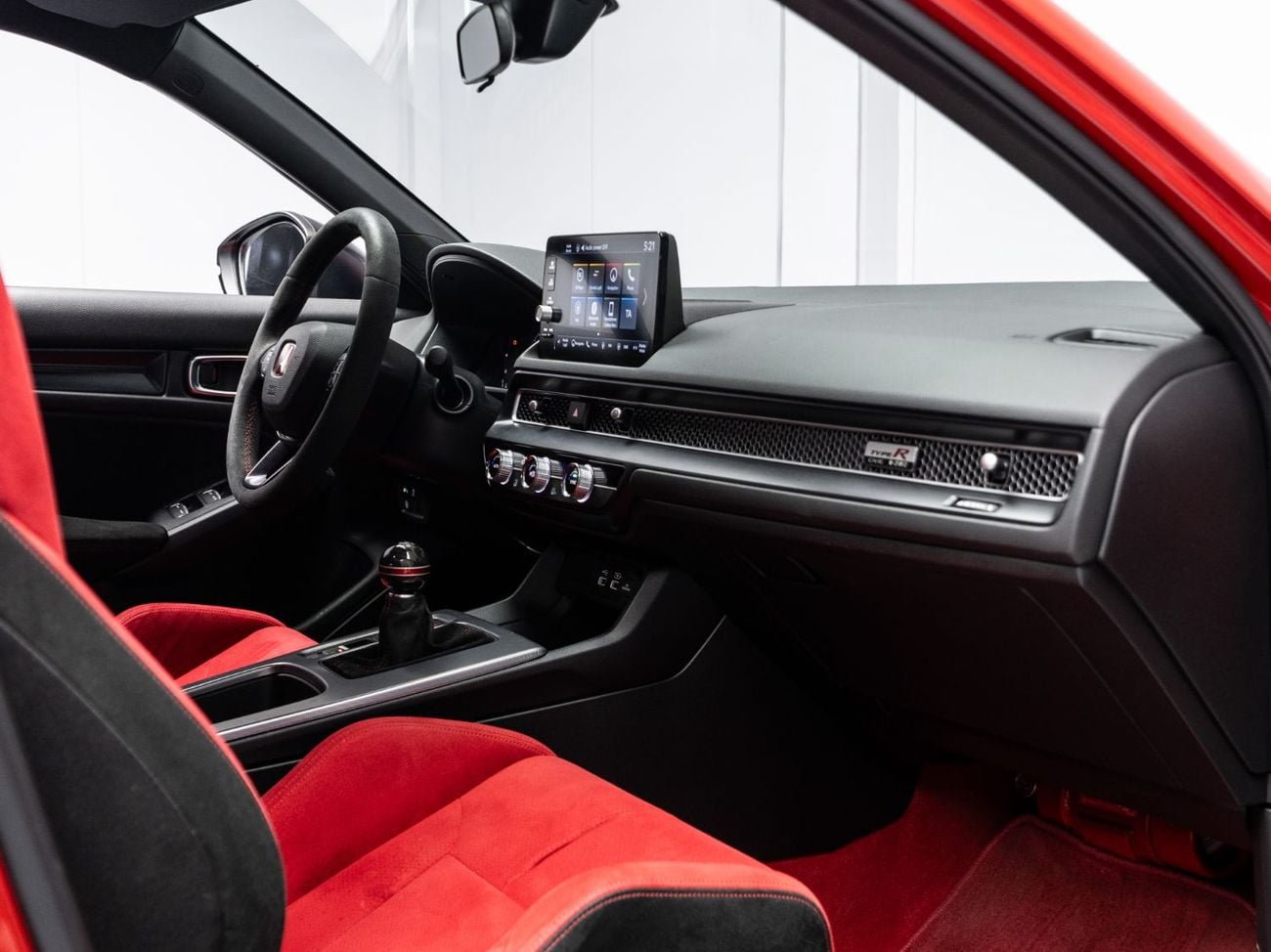 Honda Civic Type R 2.0L MT Exclusive Extended EID Offer, 2024 Honda Civic Type R, March 2027 Honda Warranty, GCC