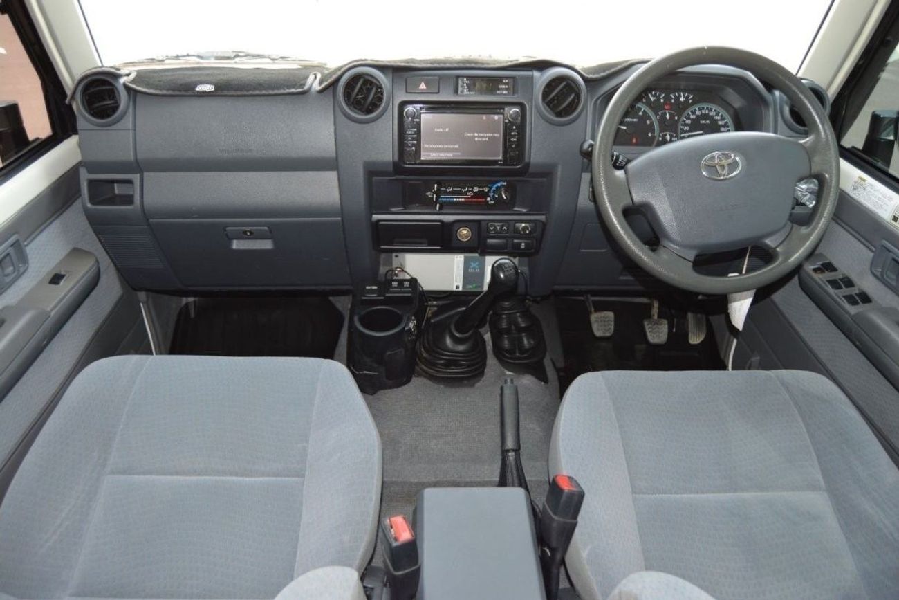 Toyota Land Cruiser Pick Up Double cabin