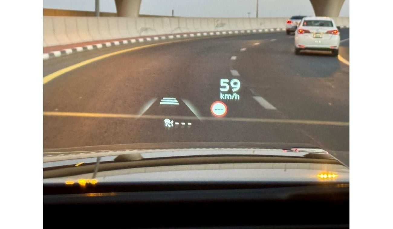 ميتسوبيشي آوتلاندر Mitsubishi Outlander 2023 TOP OF RANGE NO:1 Limited Edition GCC Spec.